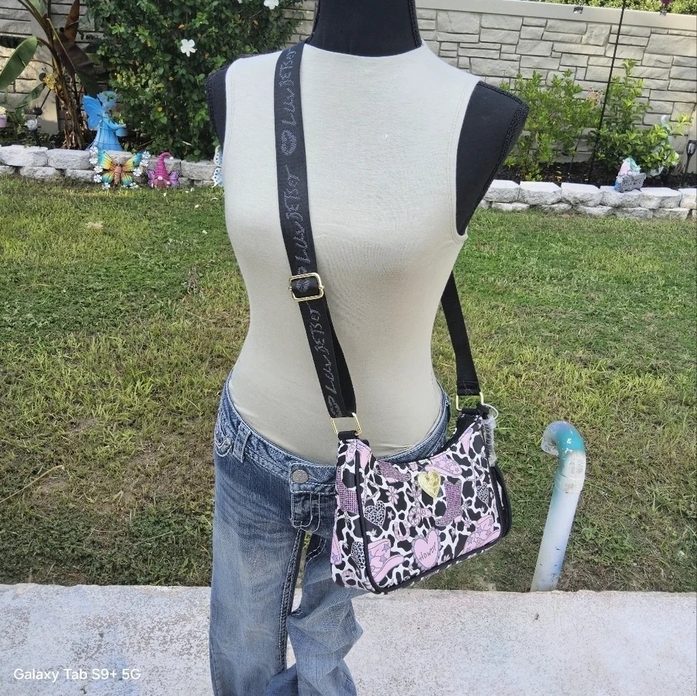 BETSEY JOHNSON LUV BETSEY BLACK/MULTI COLOR CROSSBODY w/WEB STRAP n POUCH